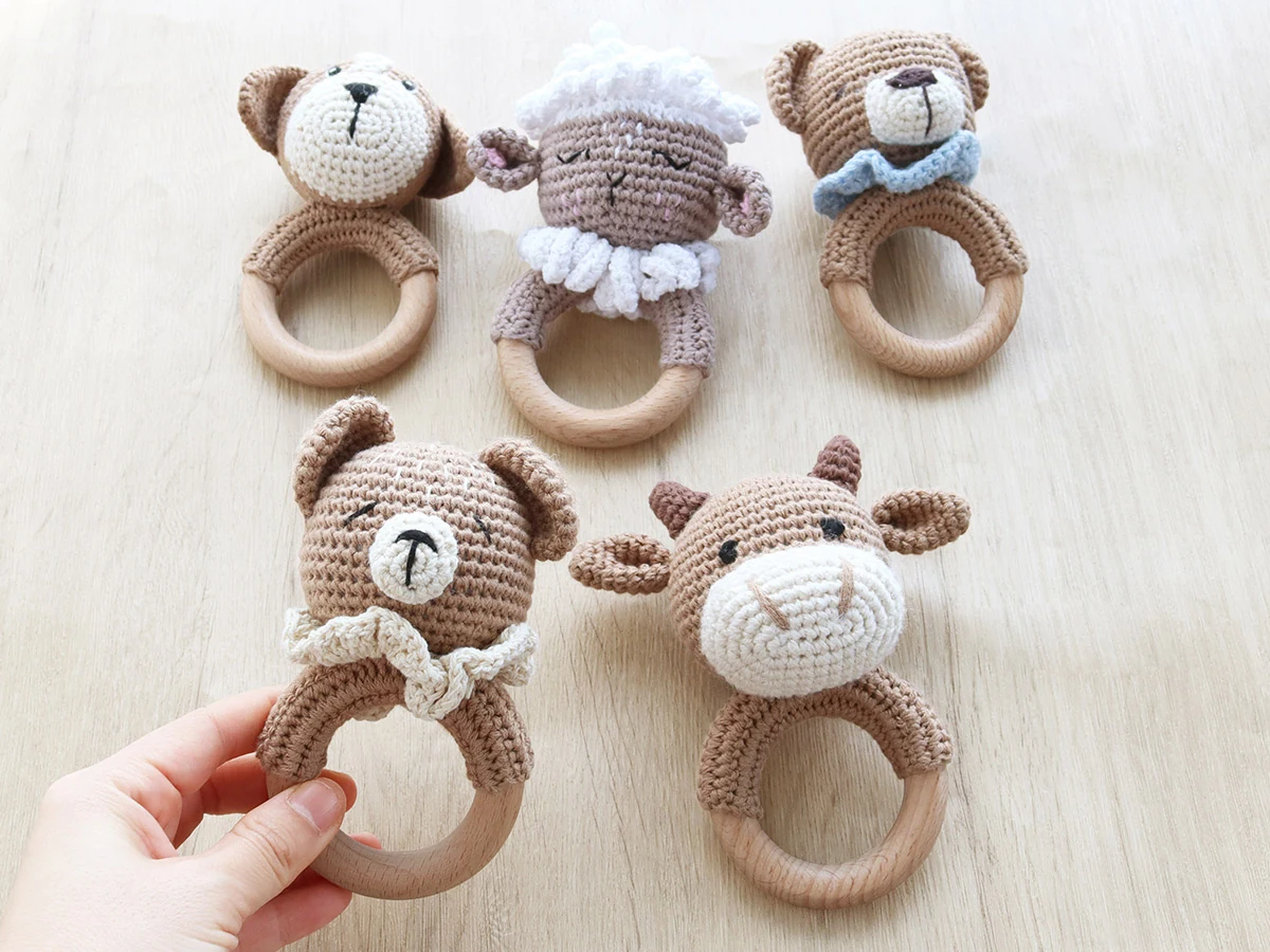 Crochet toy sample color review