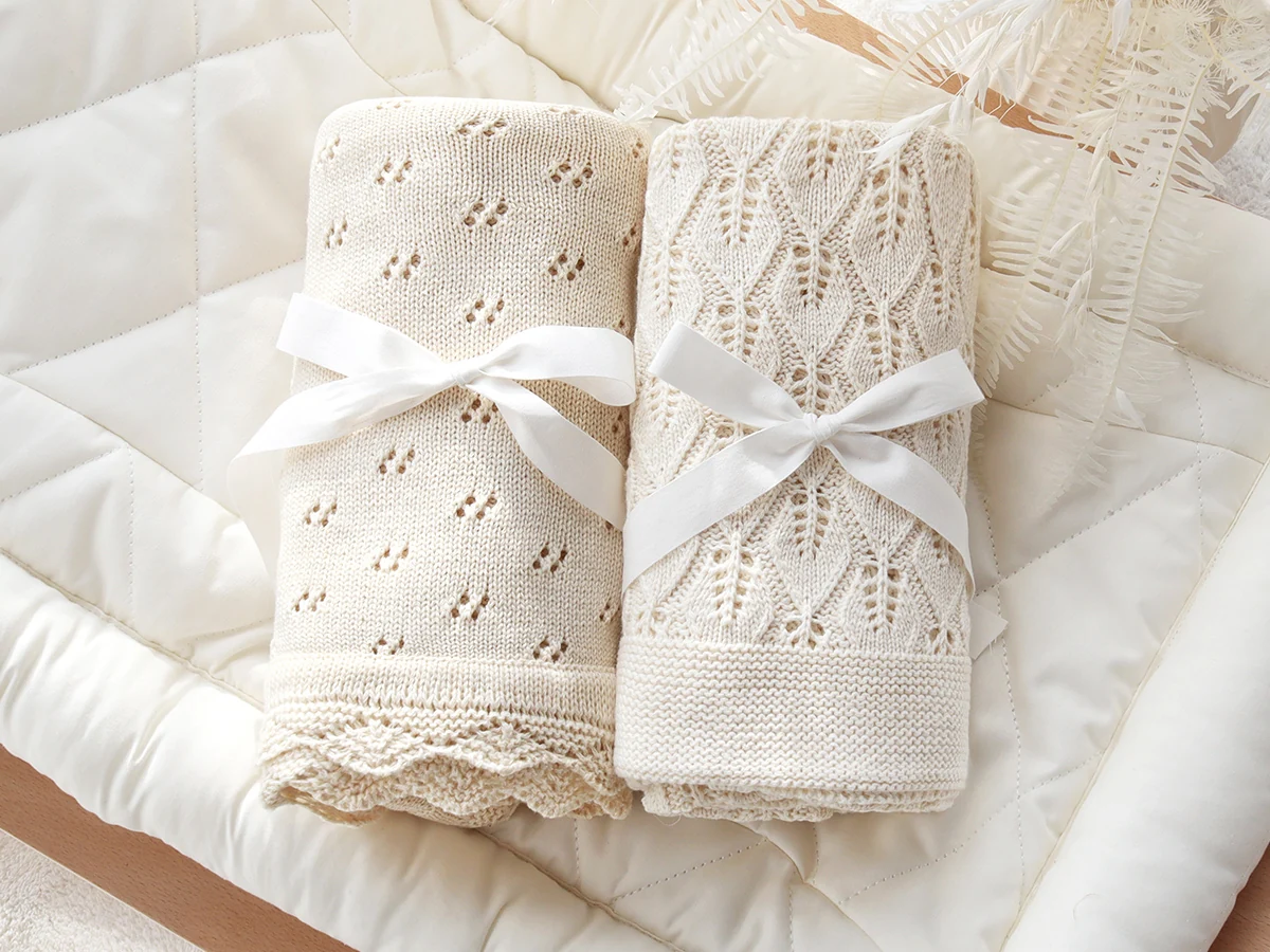 Custom knitted baby blankets